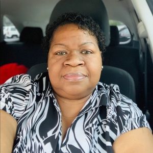 Meet your Posher, Lashara